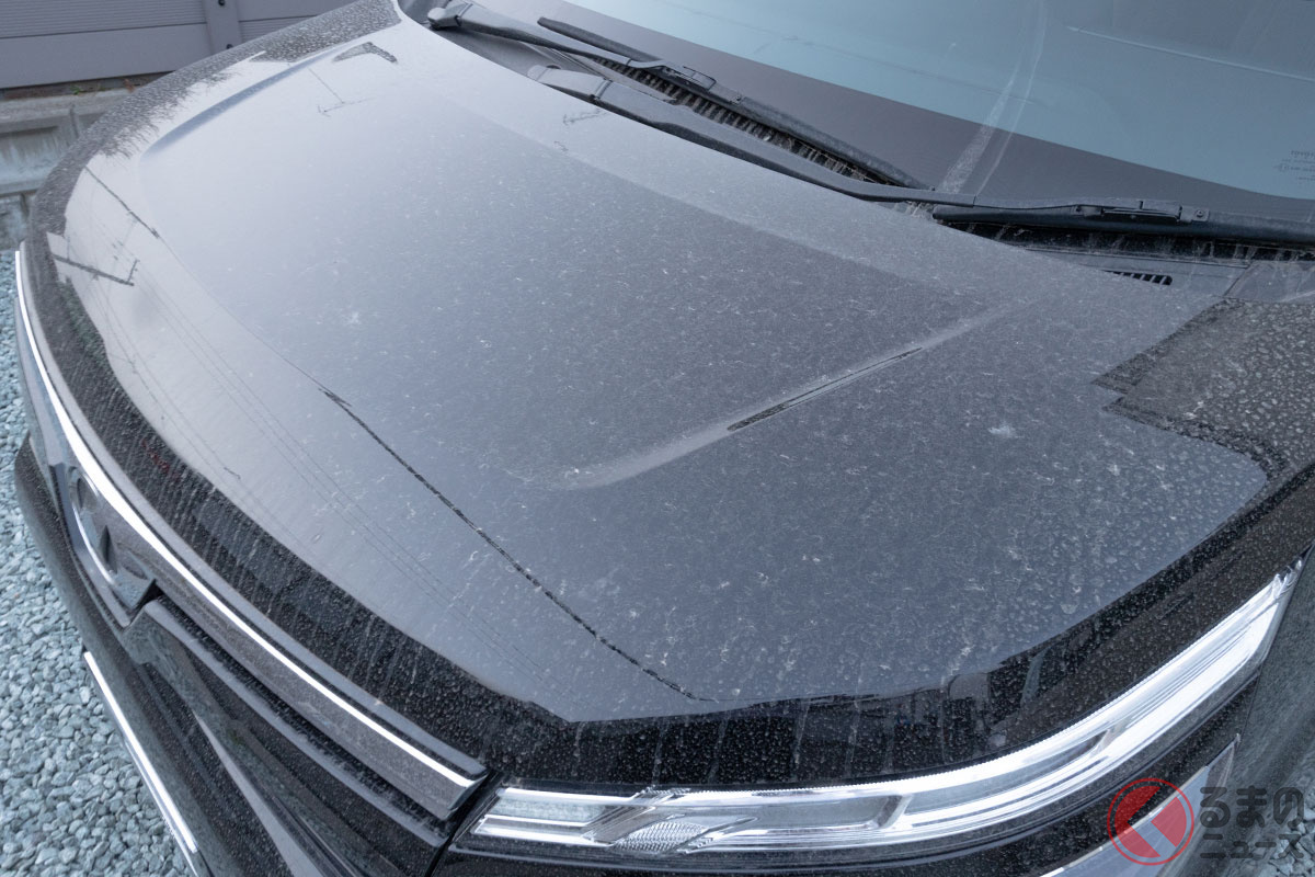 花粉や黄砂で春のクルマは汚れがち