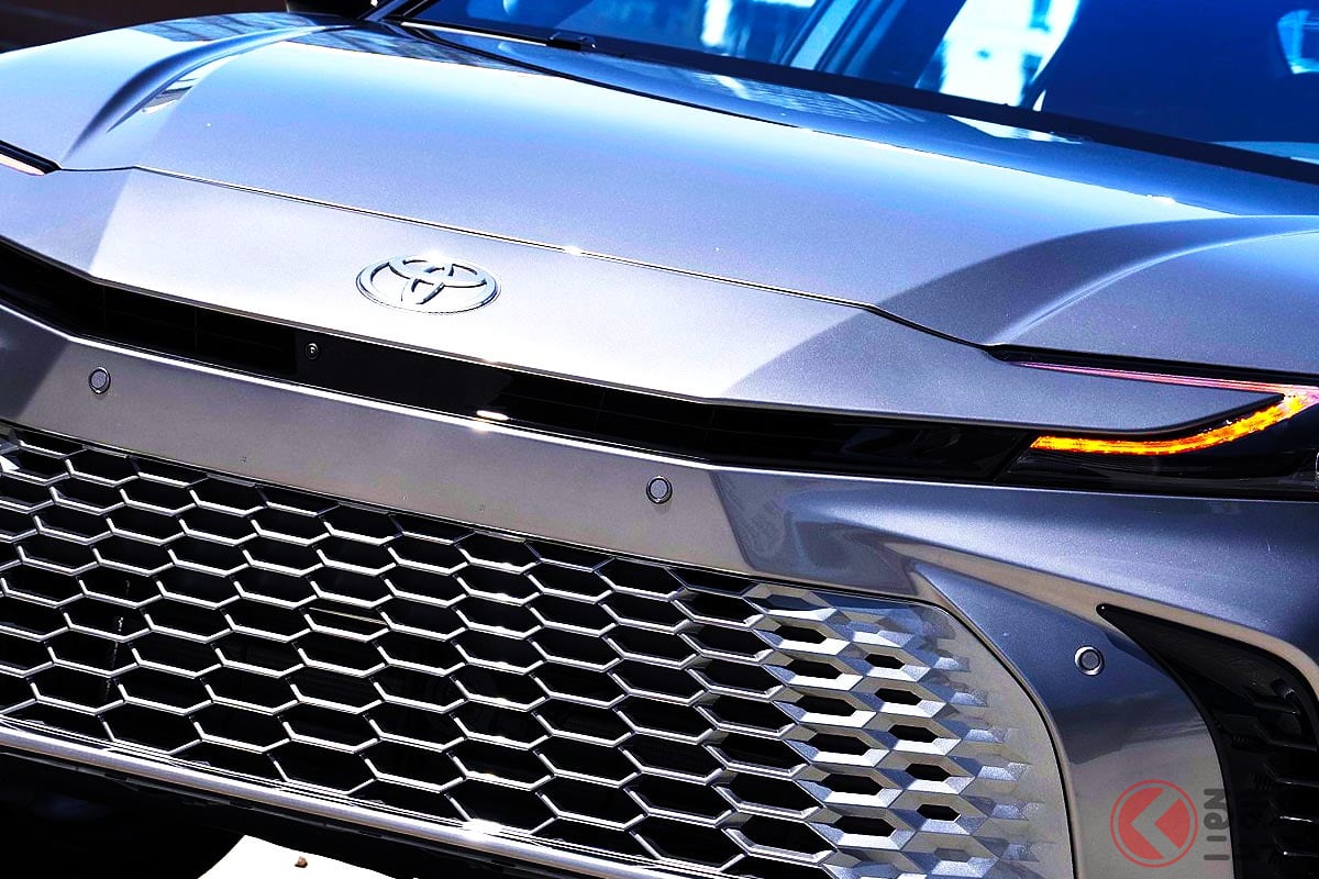 カッコいい!トヨタ新型「カムリ」