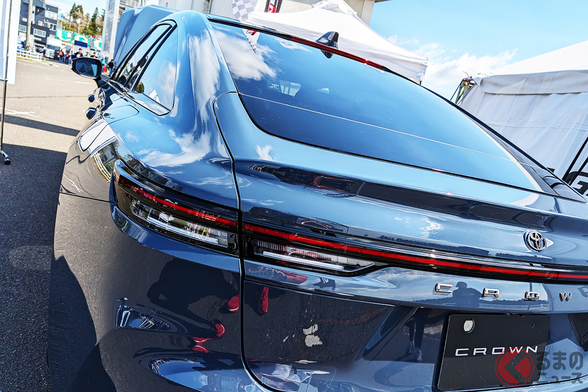 正統派セダンとなる新型「クラウンセダン」