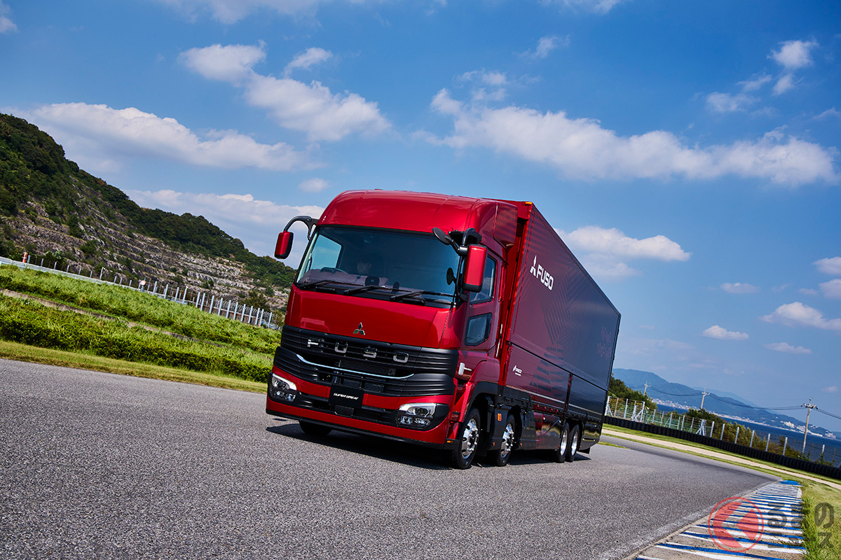 三菱ふそうの「スーパーグレート」は2023年にフルモデルチェンジされた