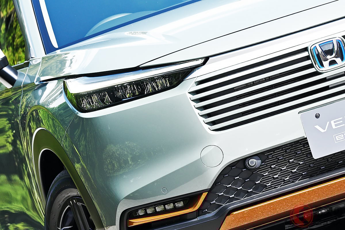 オシャなグリーンが映える! 写真はホンダ 新型「ヴェゼル」に新設定された「HuNT(ハント)パッケージ」