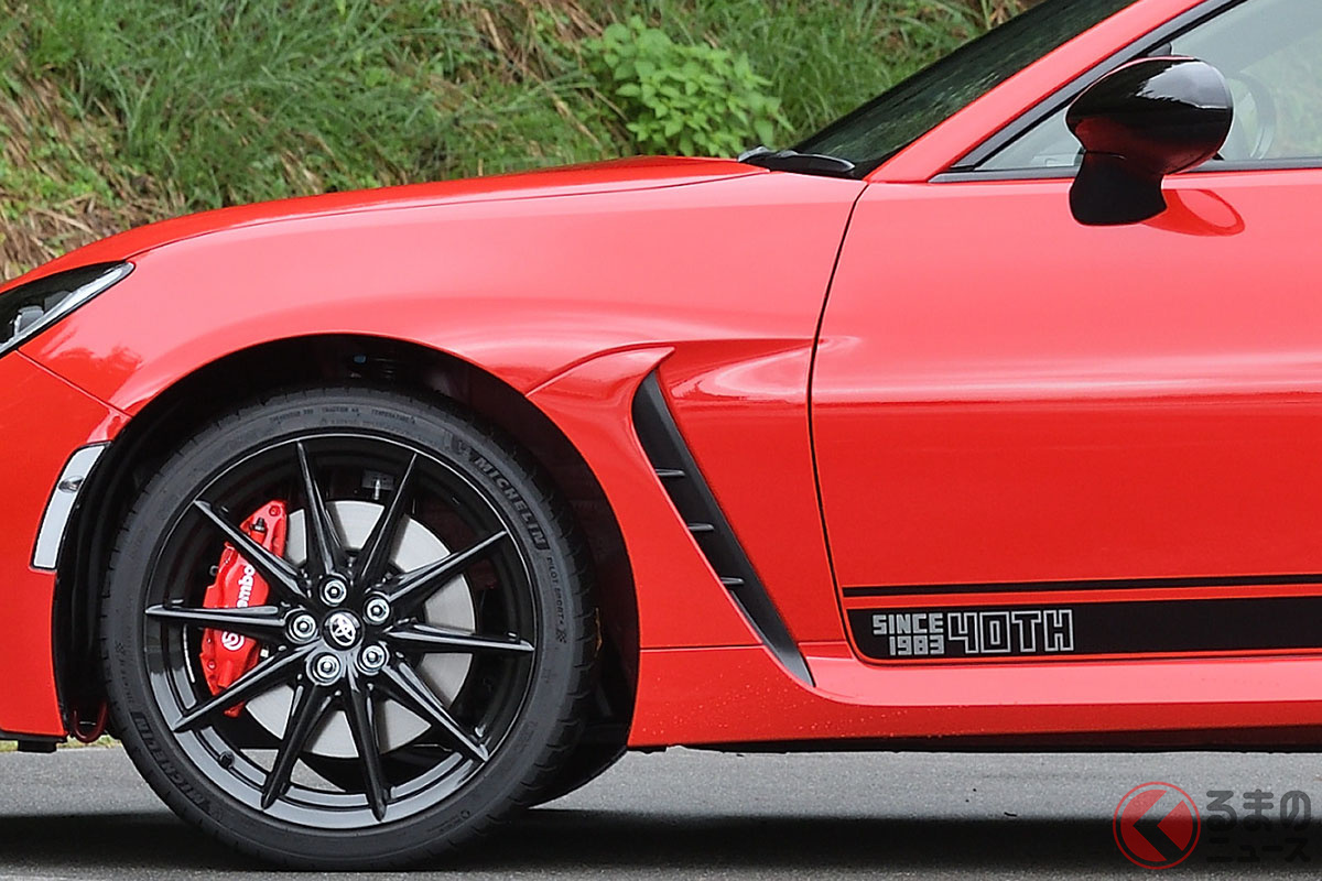 かつての「AE86」を再現した「GR86」の特別仕様車