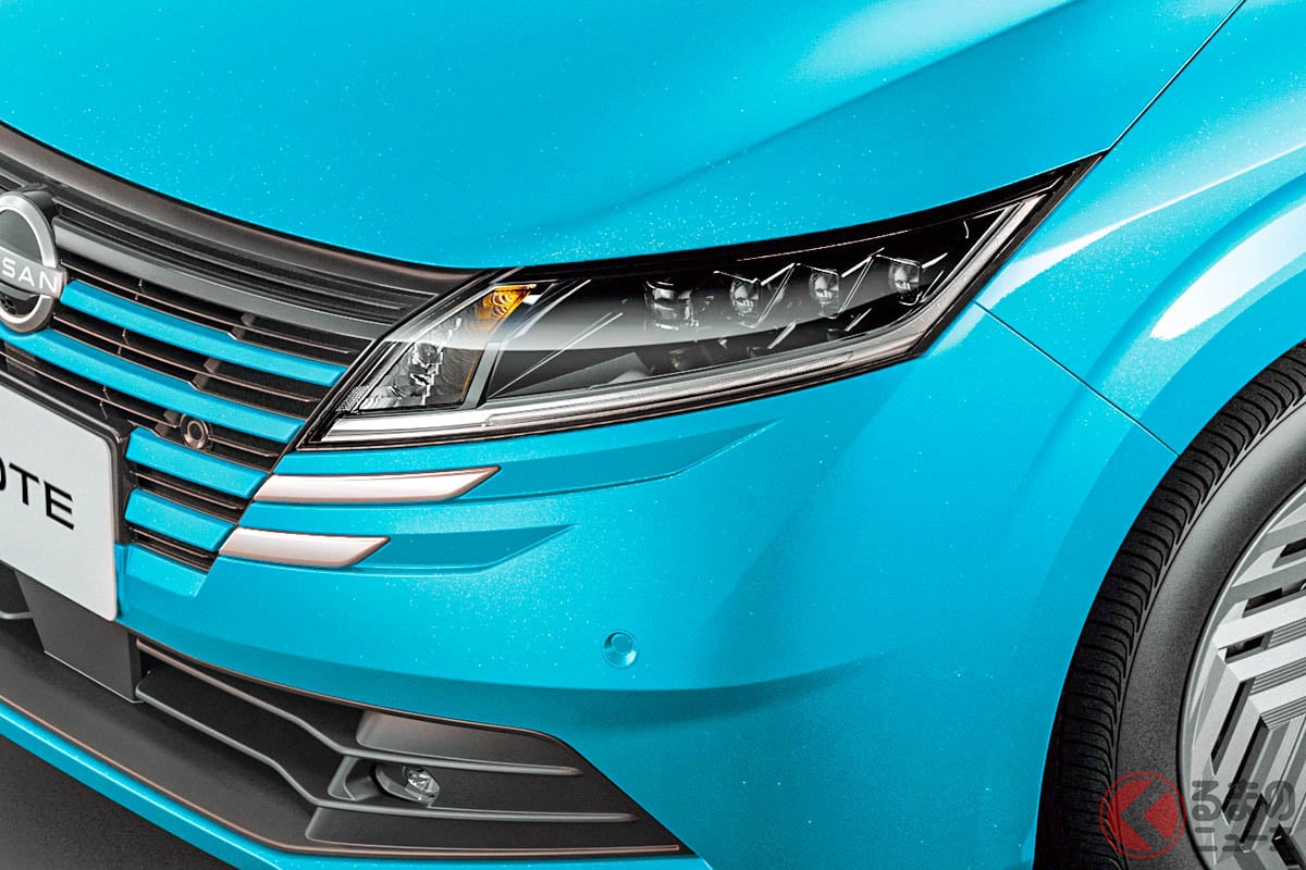 きれいなブルー! 日産新型「ノート」