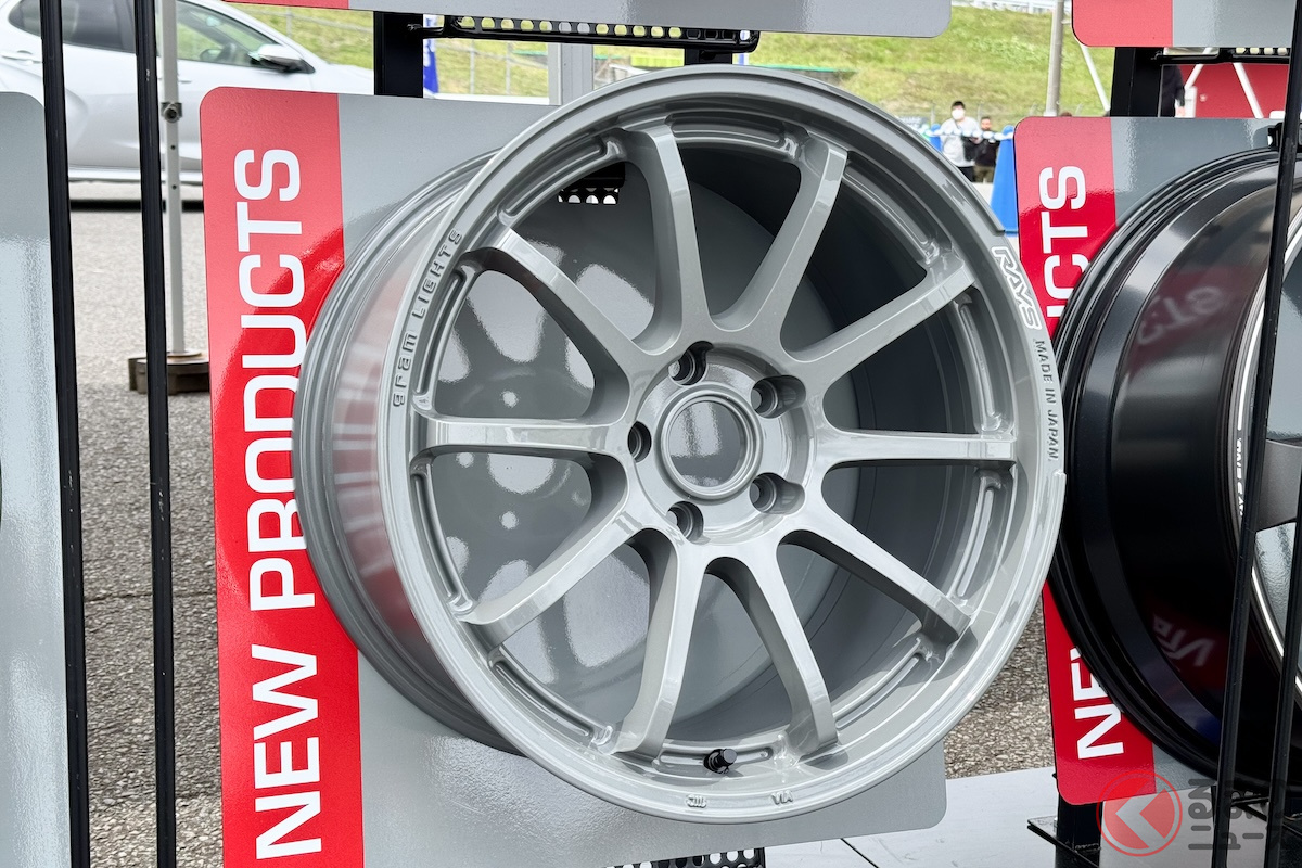 gramLIGHTS 57NRはドリフト競技で特に高い性能を発揮する