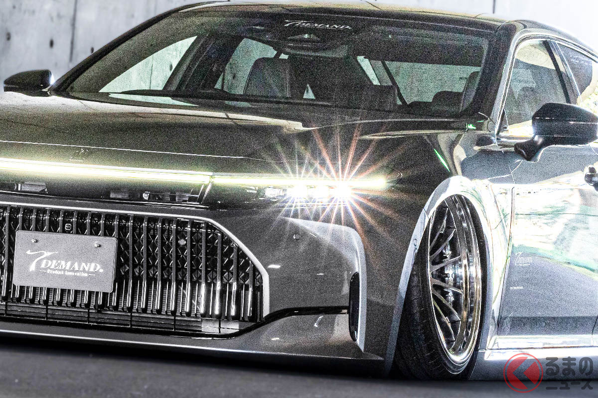 べたべた! トヨタ新型「クラウンセダン」(Photo:T-DEMAND)