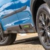 スバルが新型「最上級SUV」発表！ オシャブルー映える「新ガイザー」！ 約900万円のタフ仕様「アウトバック」伊に登場