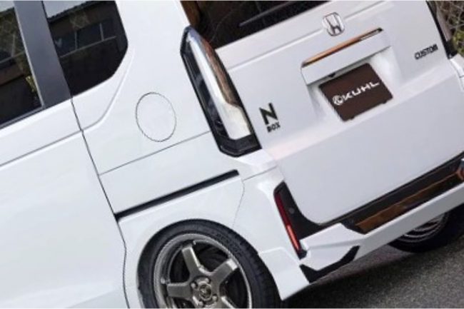 ホンダの「ド迫力シャコタンBOX」に反響多数!? 超人気車が「ド迫力