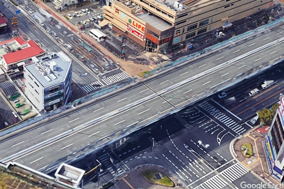 阪神高速14号松原線の橋梁架け替え区間（画像：Google Earth）。