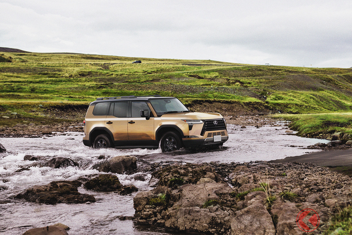 悪路を快適に移動するレクサスらしいオフロードSUV「GX」