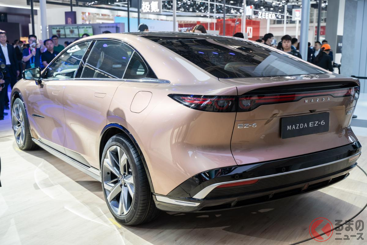 マツダ、中国市場向け新セダン「EZ-6」(撮影:加藤博人・北京モーターショー2024にて)
