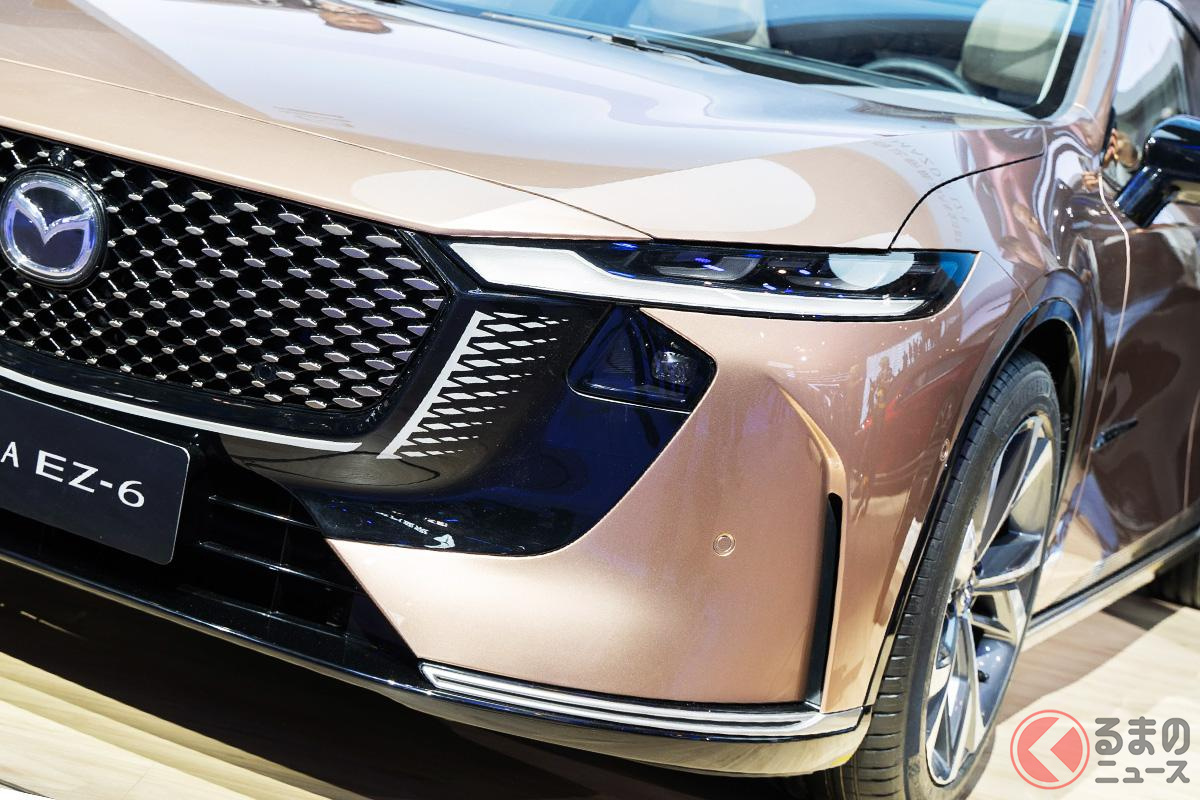 マツダ、中国市場向け新セダン「EZ-6」(撮影:加藤博人・北京モーターショー2024にて)