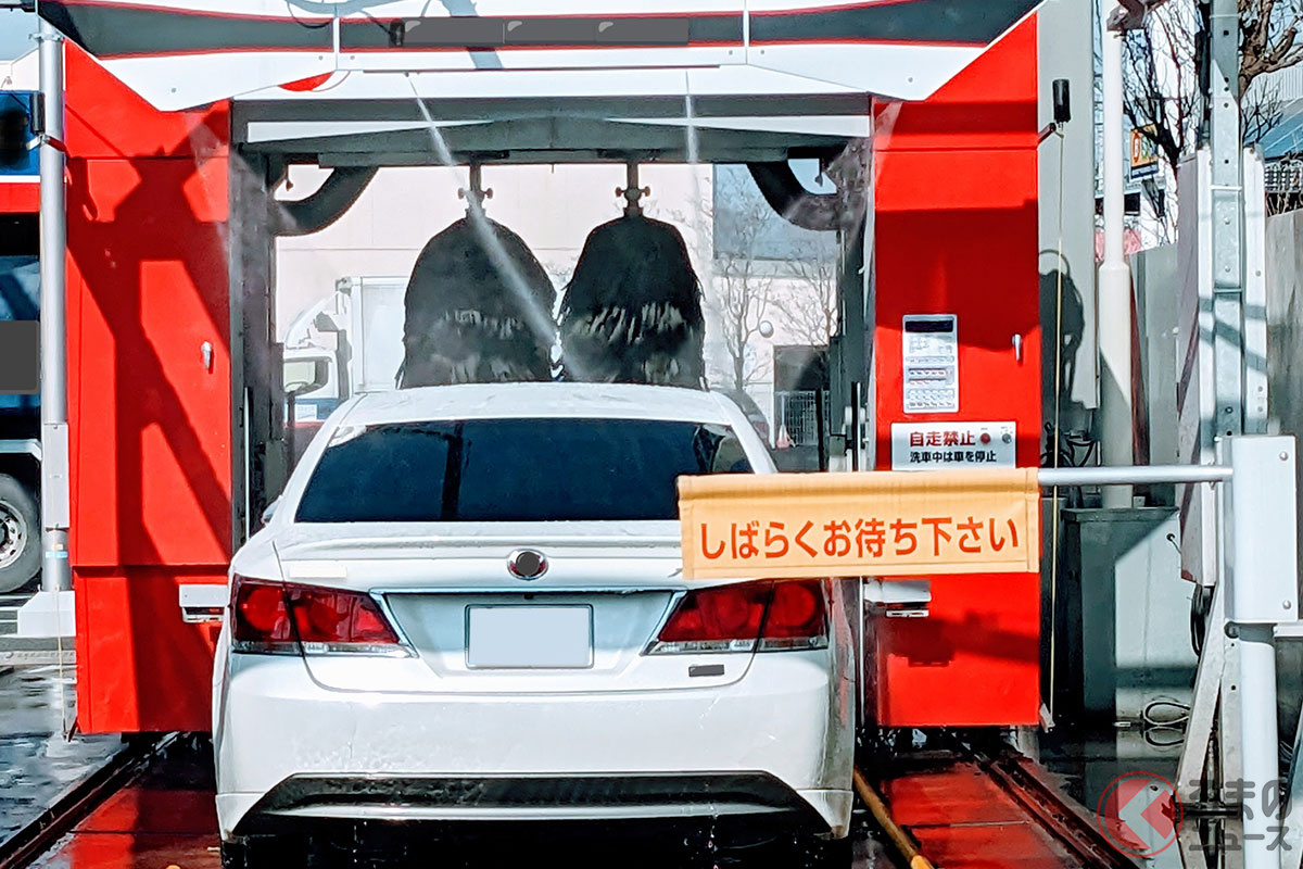 洗車機で洗うと汚れが完全に落ち切らないってホント!?