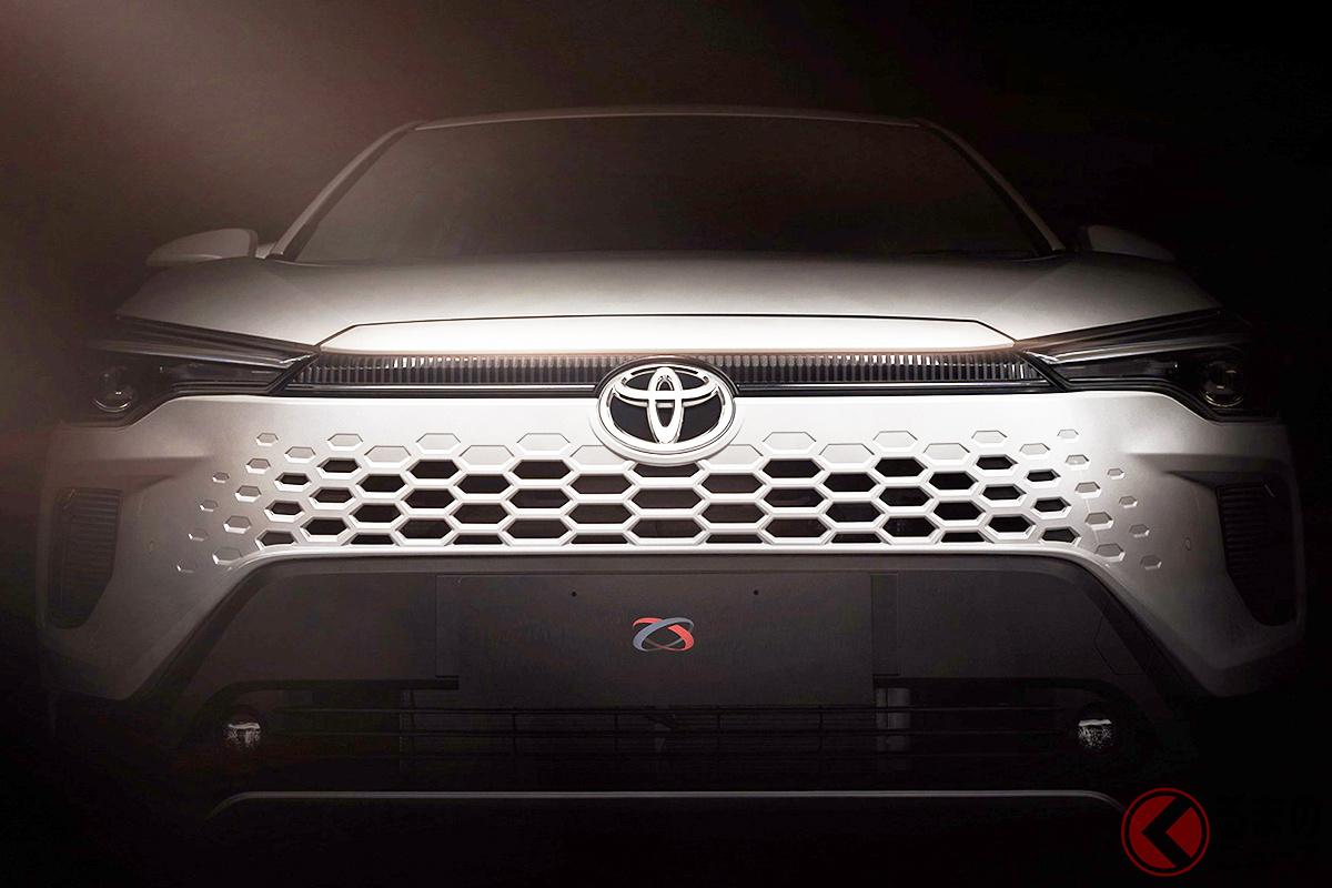 まるでレクサス「スピンドルボディ」!? ニューモデルの正体とは