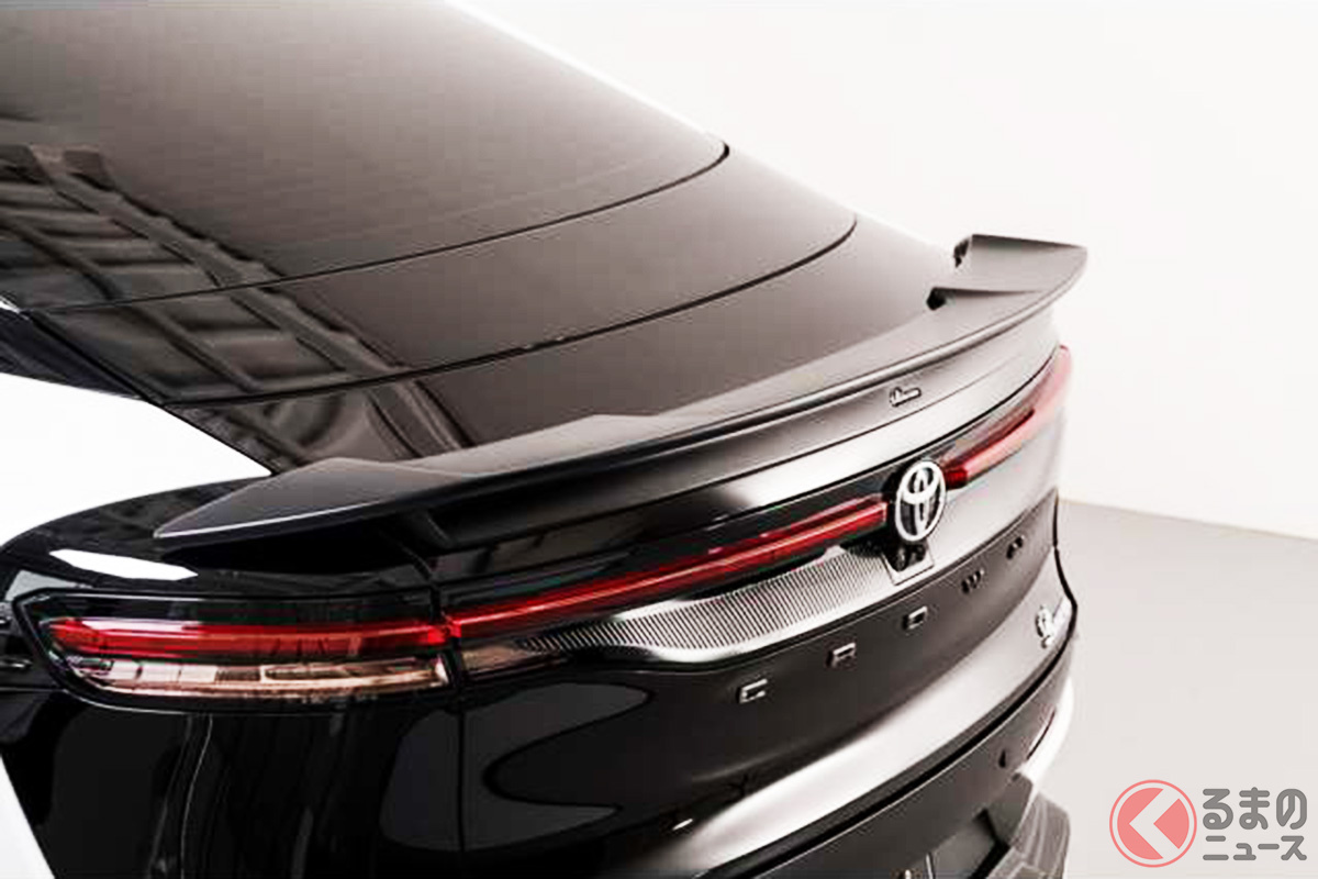 クラウンクロスオーバーをスタイリッシュにカスタマイズ!(画像提供:ROWEN AICHI)