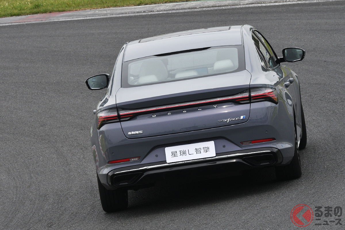 zジーリーのハイブリッドセダン「プリフェイスL」はどんな感じ?