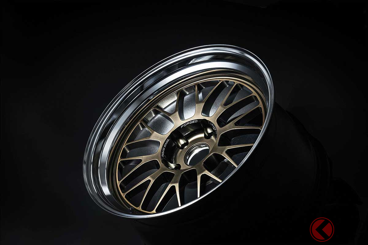 2024年7月ごろの発売を予定している限定モデル「VOLKRACING 21A spec-SR」