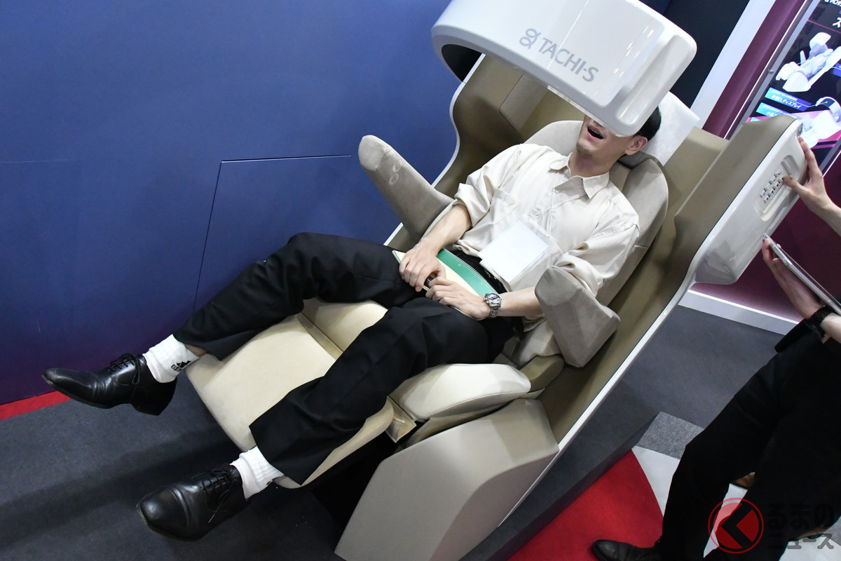 タチエスが展示した、五感を刺激される感じがする「スマートシェル」