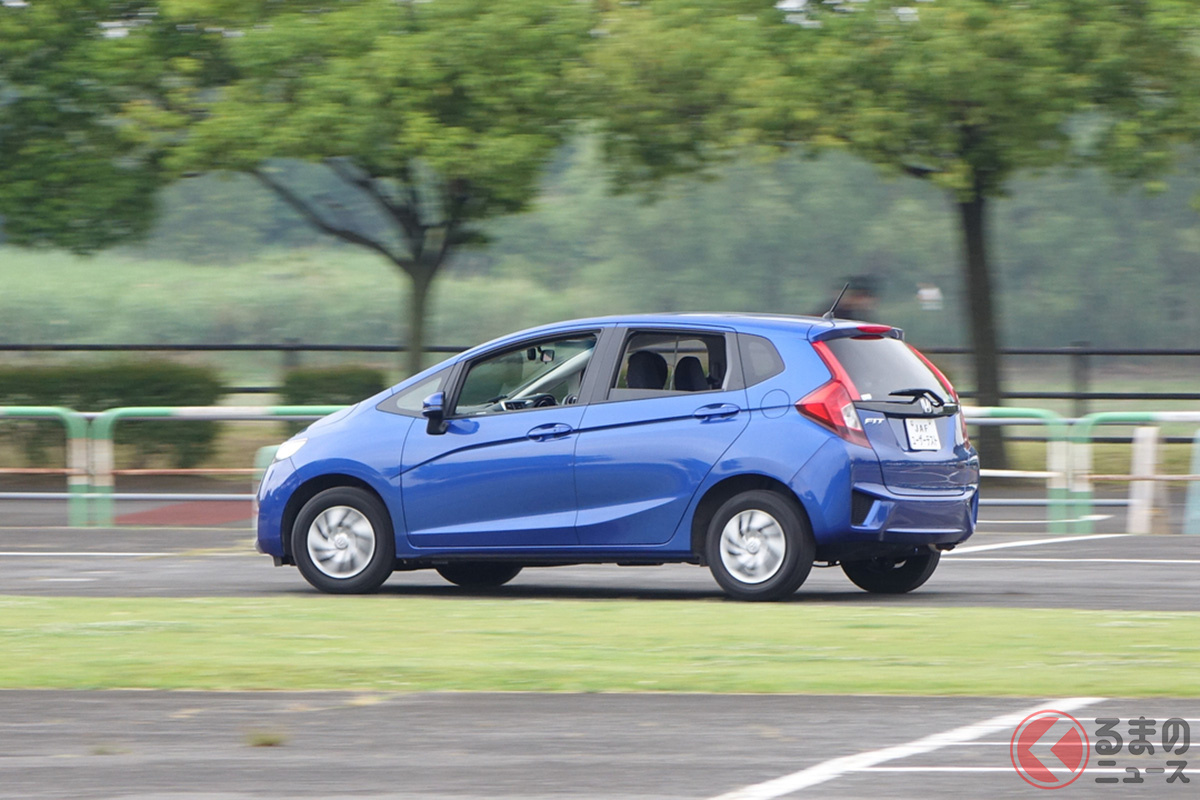 『エアコン+走行』が最も早く温度を下げる方法だという(映像提供:JAF東京支部)