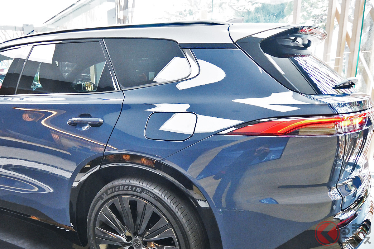 新型「クラウンエステート」 内装にも特徴