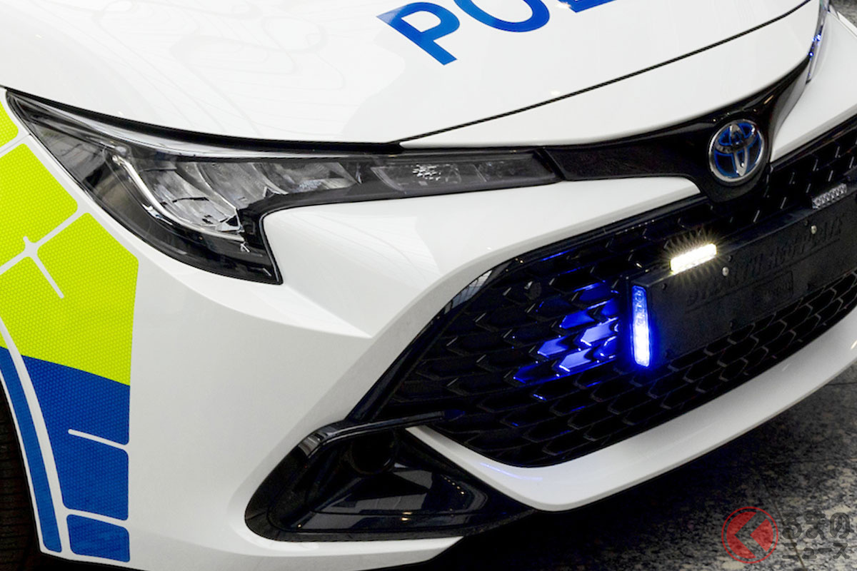 トヨタの英国工場と警察が協力して開発した「カローラパトカー」