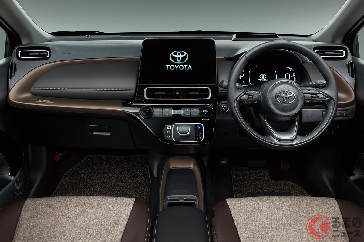 2024年夏登場予定のトヨタ「アクア」特別仕様車「Z“Raffine”」内装・インパネまわり