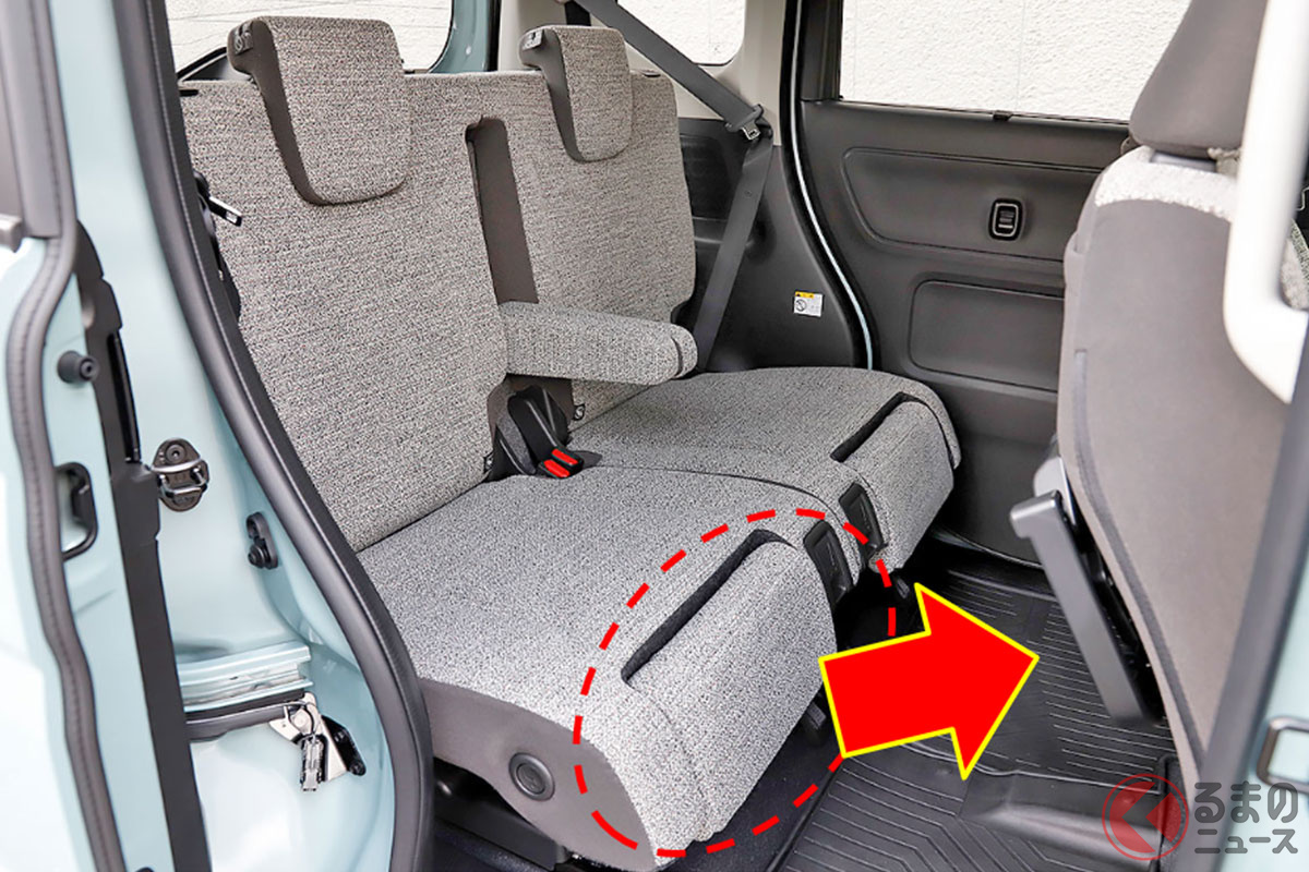 ライバル車にはない装備! スズキ「スペーシア」の後席はどう「変身」する!?