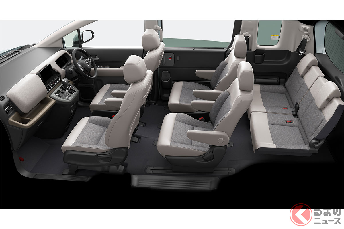 ホンダ 新型「フリード AIR」の3列シートレイアウト(写真は2列目キャプテンシート・6人乗り仕様)