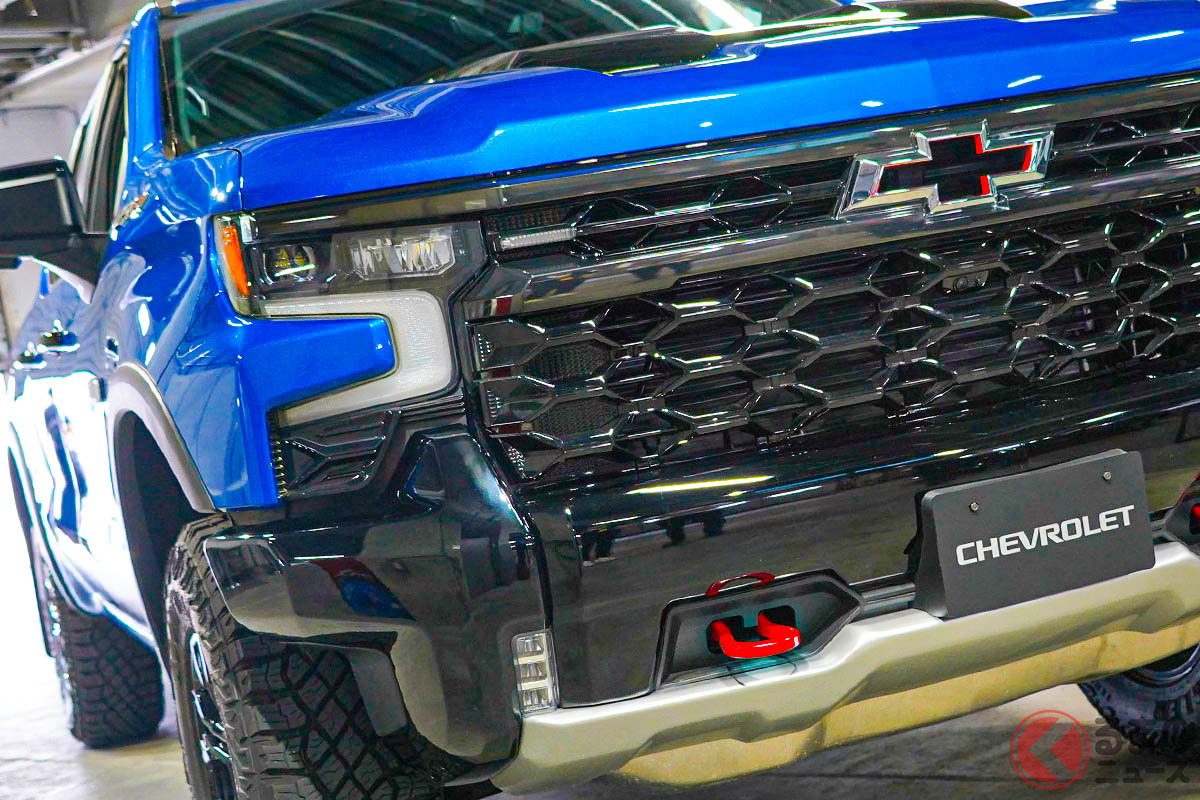 デカイ!デカすぎる! シボレー「シルバラード 1500 ZR2」