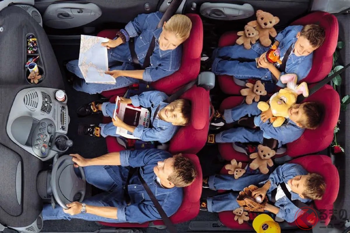 今は無き「前列3人乗り」のミニバンとは?