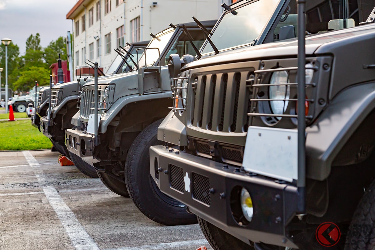 現在自衛隊に採用される三菱「1/2tトラック(旧73式小型トラック)」