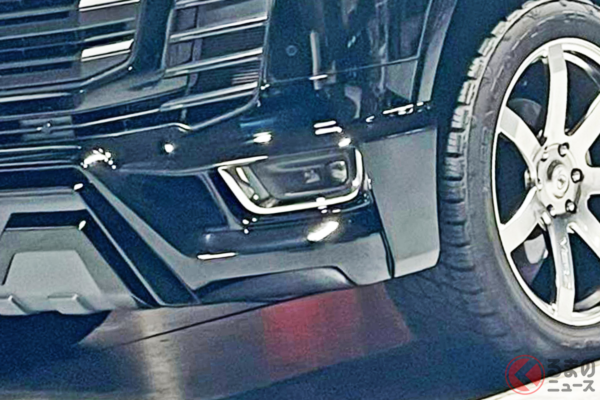 トヨタ「ランドクルーザー300」エアロパーツ装着車(画像:KUHL JAPAN 公式ブログより)