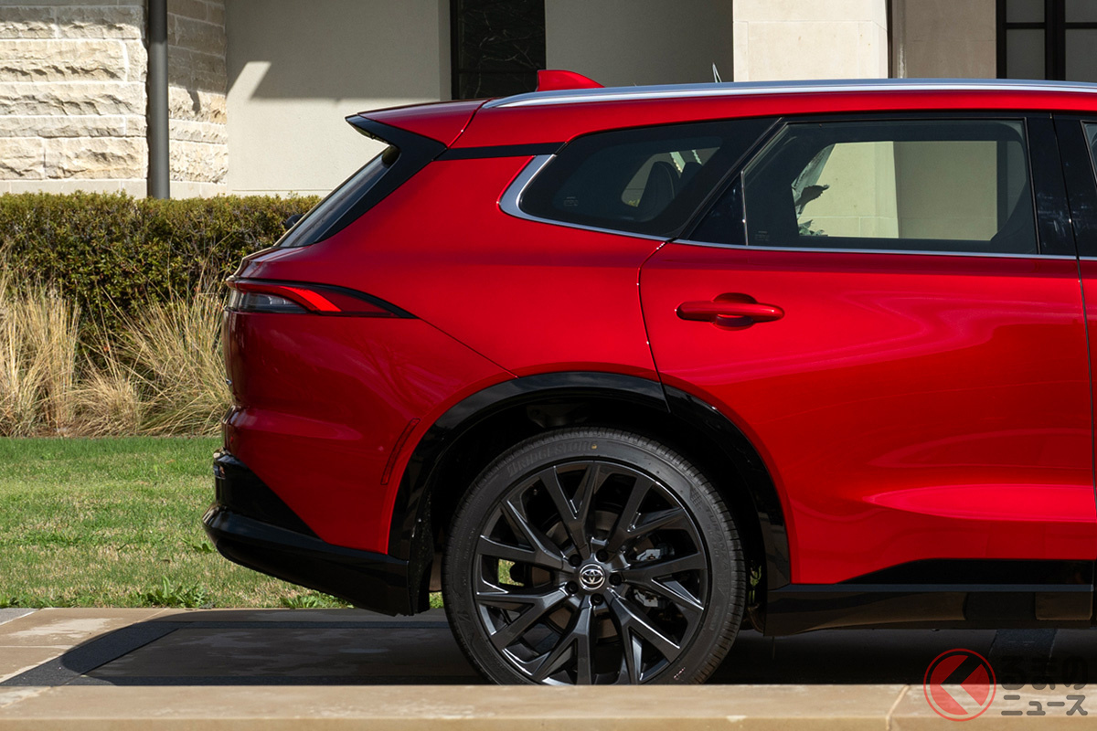 新たなクラウン”シグニア”!