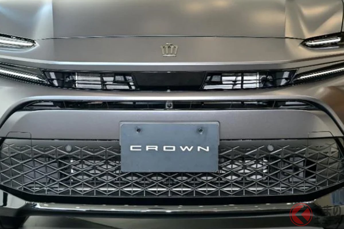 ついにマットな「クラウンスポーツ」登場!?