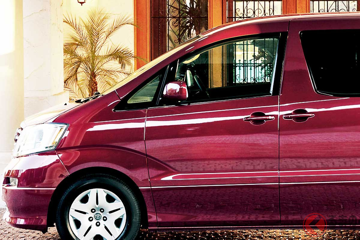 打倒「エルグランド」を掲げ誕生! トヨタ高級ミニバンの新たな歴史の幕開けとなった初代「アルファード」