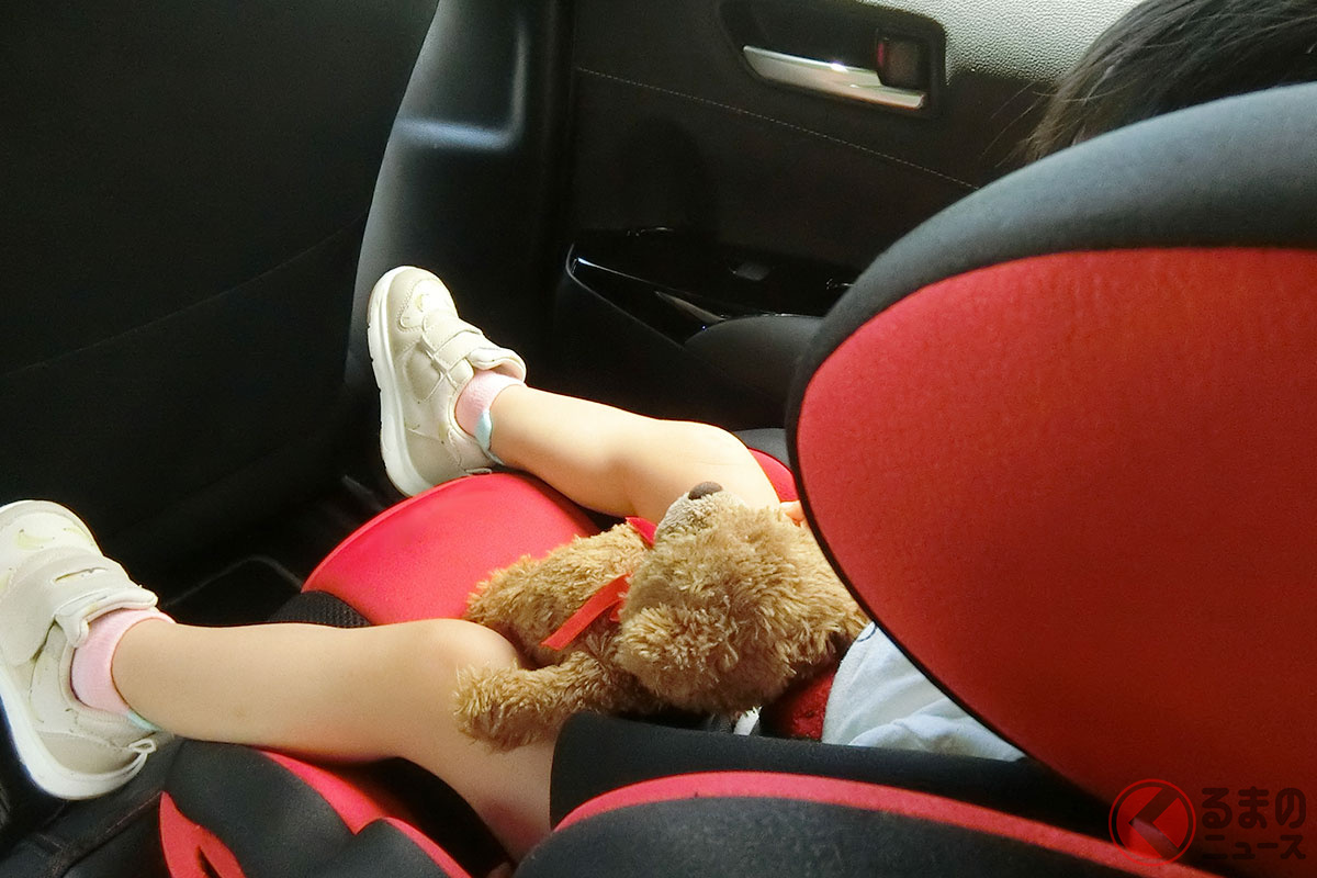 夏の「車内置き去り」短時間でも危険な状態に!