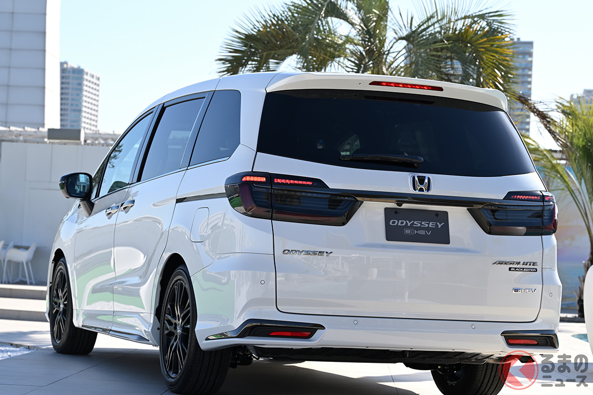 現在も全高1700mm以下のミニバンを販売するホンダ(画像はオデッセイ)