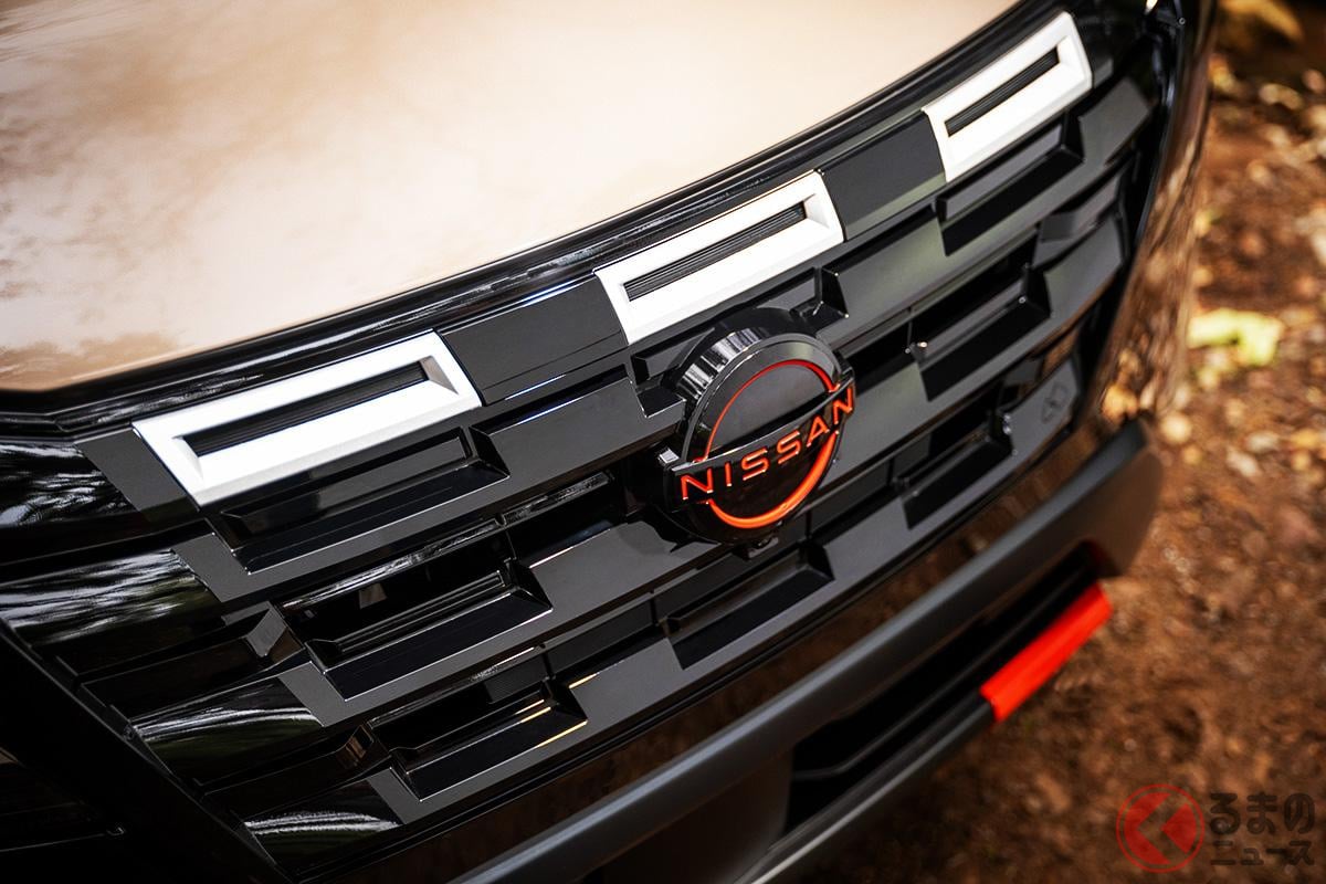 黒すぎ顔採用! 日産新型新型「ローグ ロッククリークエディション」