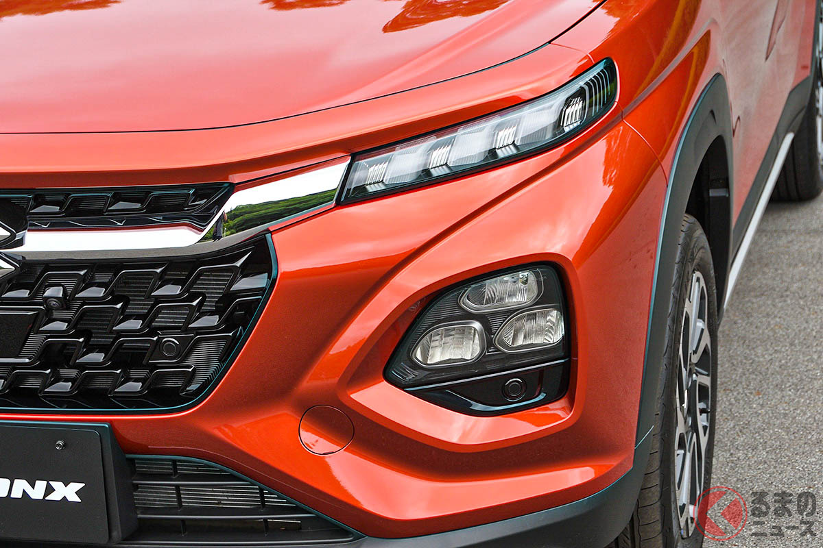 まるで小さな高級車! スズキ新型「フロンクス」
