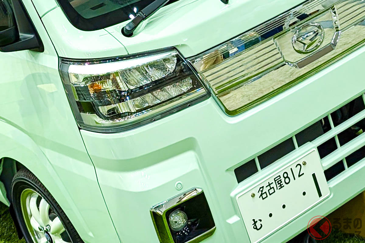 軽トラで4人寝られる!?