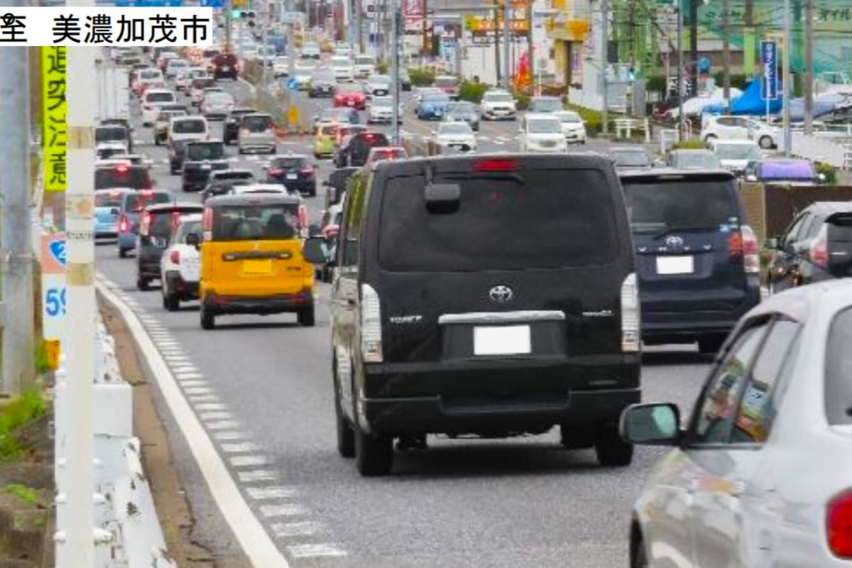 渋滞する国道21号（画像：国土交通省）。