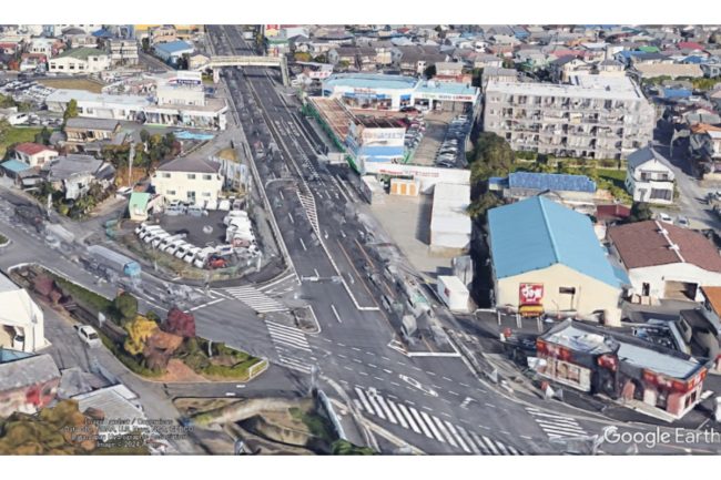 国道4号で「道路陥没」発生!?「すごい渋滞してる」車線規制で復旧作業
