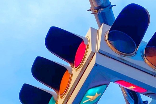 激レア「UFO型信号機」突然の消滅に惜しむ声「一度見たかった」「残念