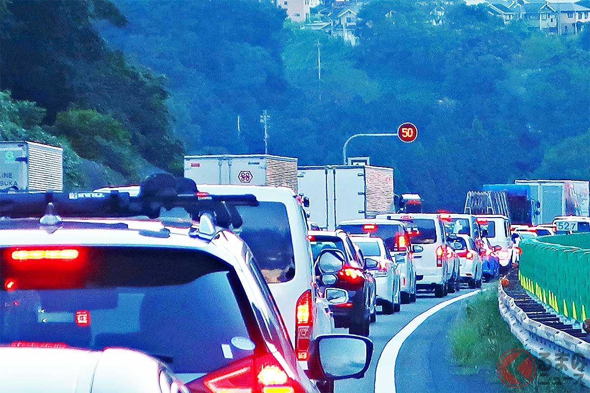 Highway Congestion in Japan: Smartphone Strategies to Beat the Traffic