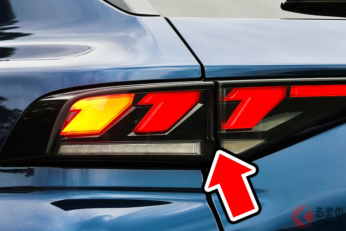 超ラッキーな「777」テールライト採用!