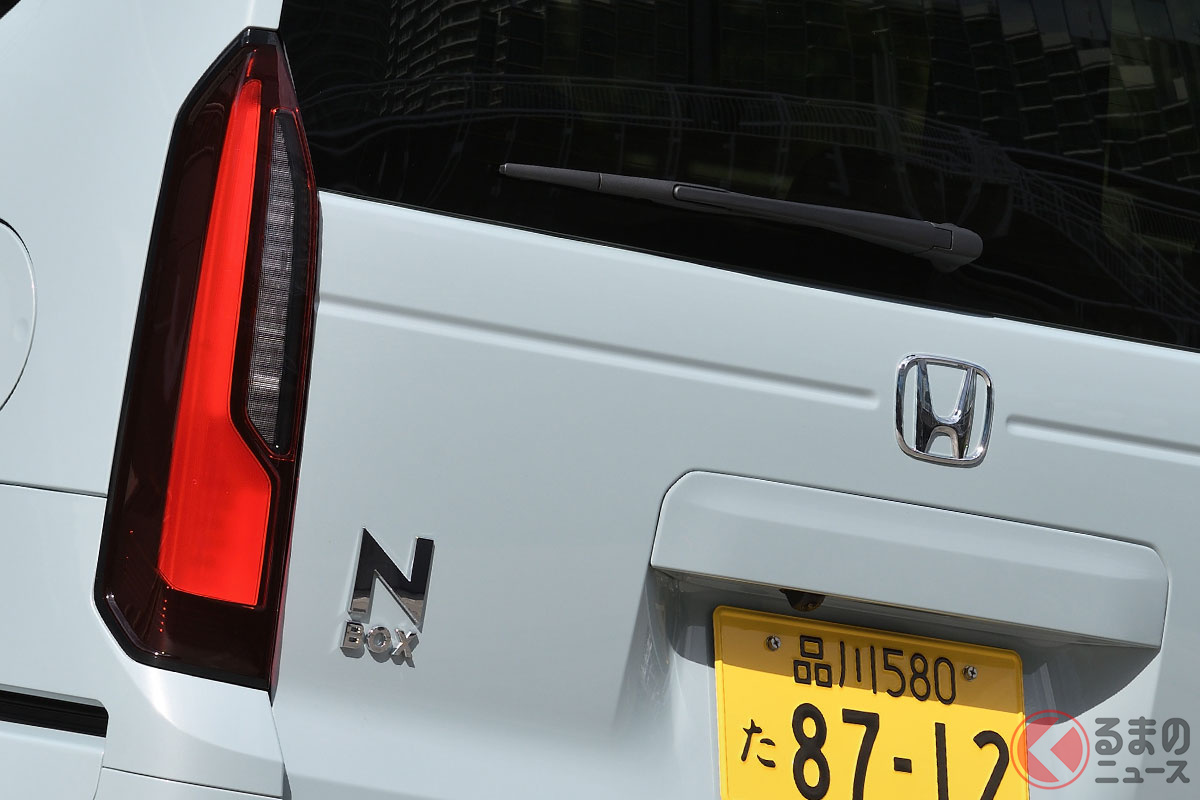 「N-BOX」に初搭載された画期的なサンシェードとは