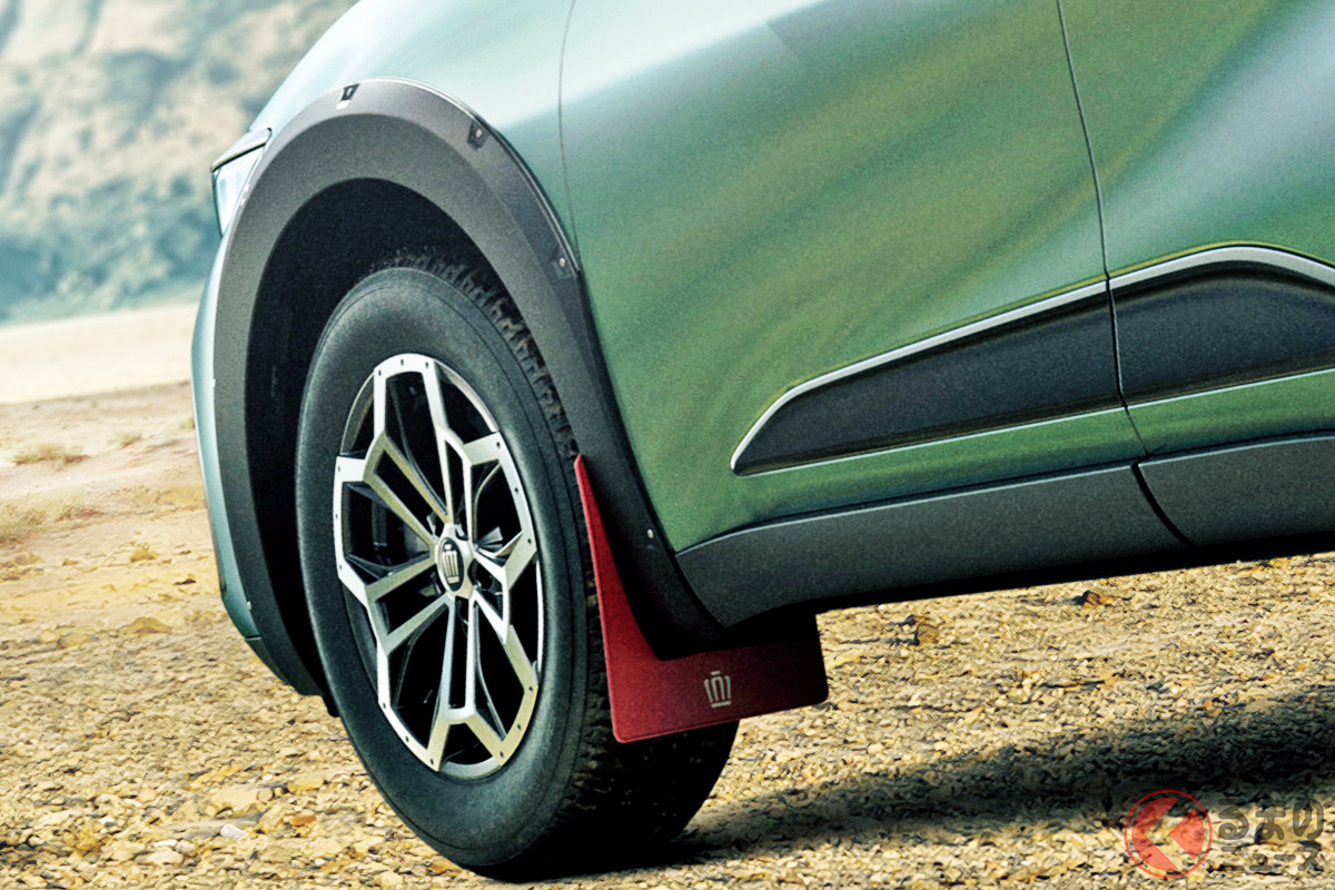 「クラウンクロスオーバー」に超タフ仕様登場