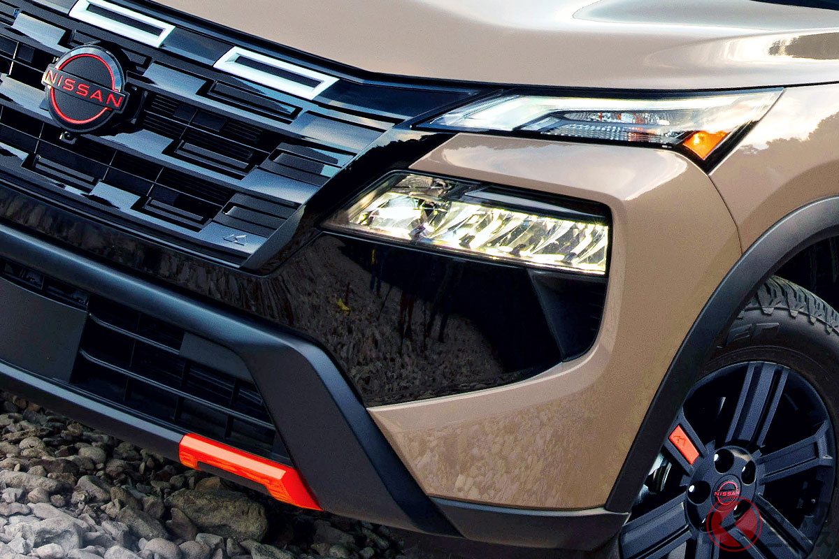 真っ黒顔が斬新な新型「ローグ ロッククリーク」