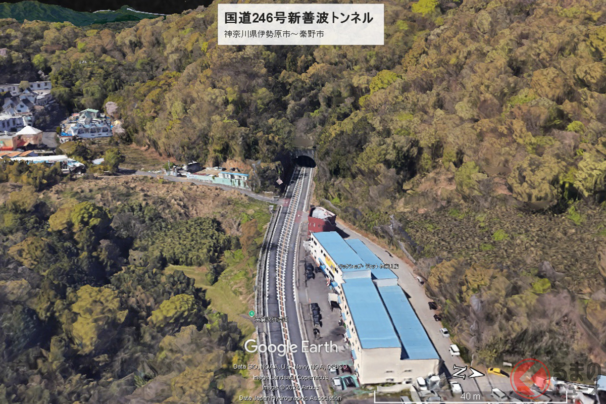 国道246号線「新善波トンネル」（画像：Google Earth）。