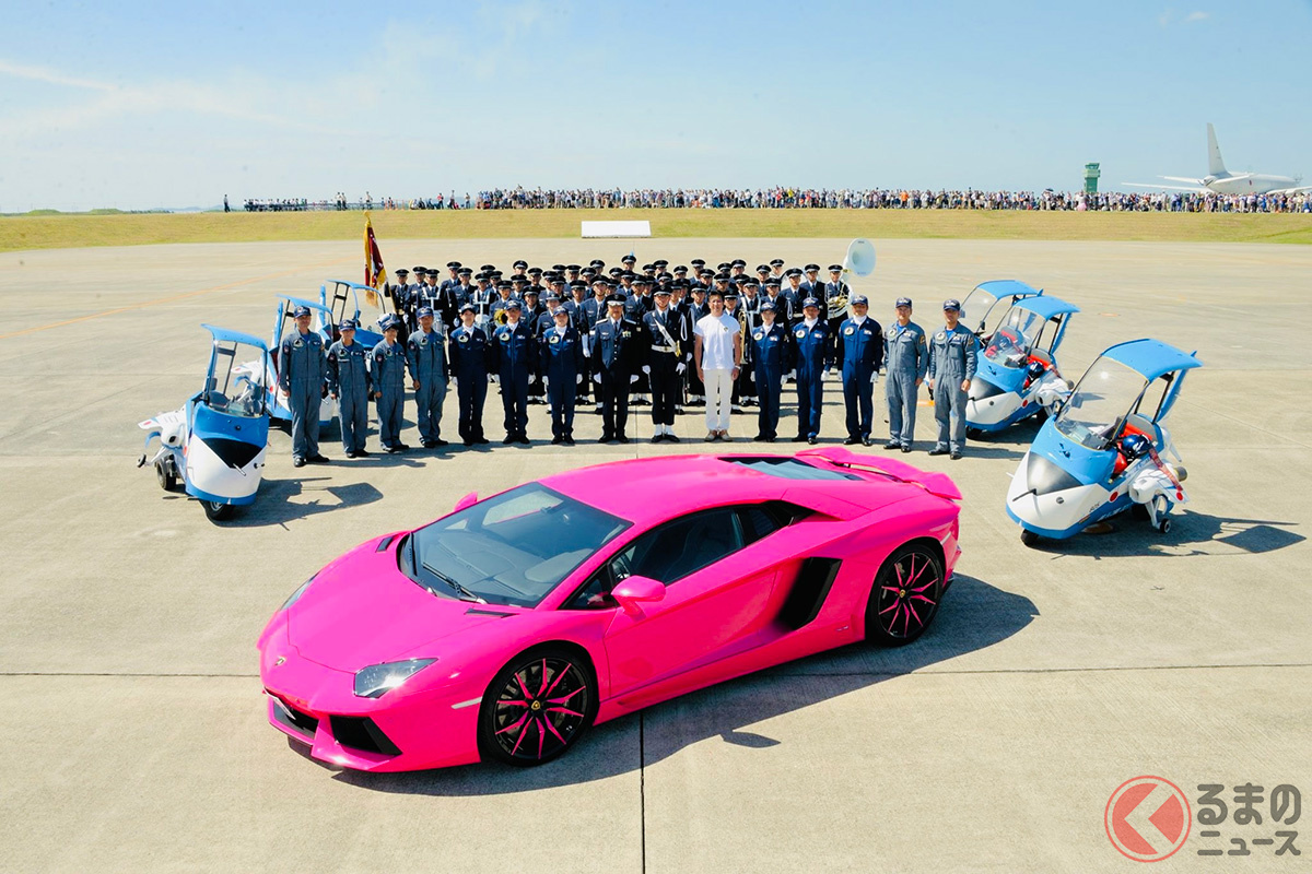 細部まで忠実に再現された「ダンボルギーニ・アヴェンダンボール」は航空祭2018にも展示された(画像提供:今野梱包株式会社)