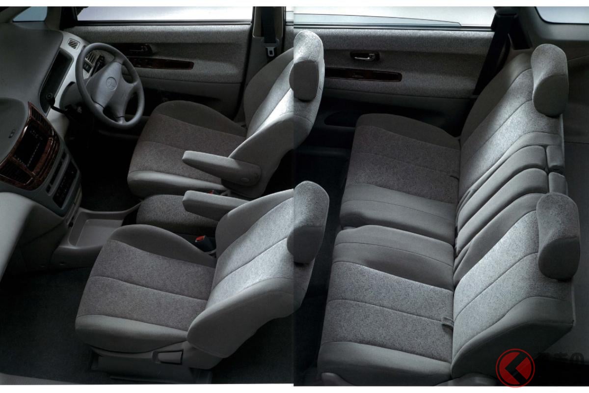 広い空間とモダンな雰囲気漂うインテリア